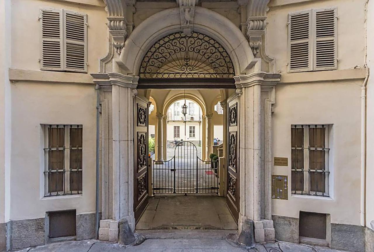 Tourinturin Appartamento In Torino Centro Eksteriør billede