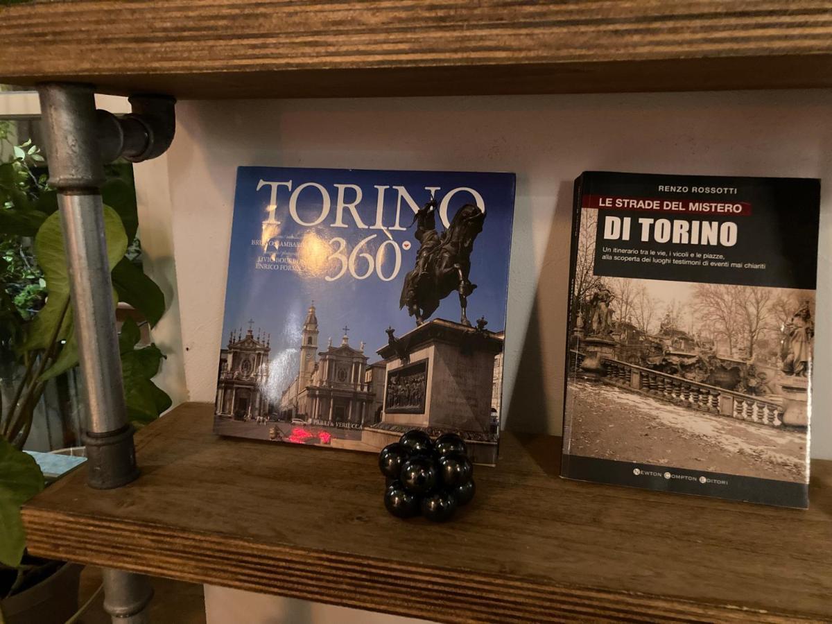 Tourinturin Appartamento In Torino Centro Eksteriør billede